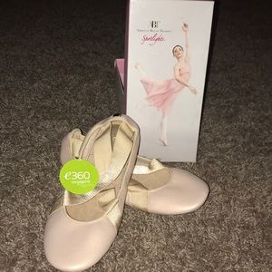 Ballet shoes